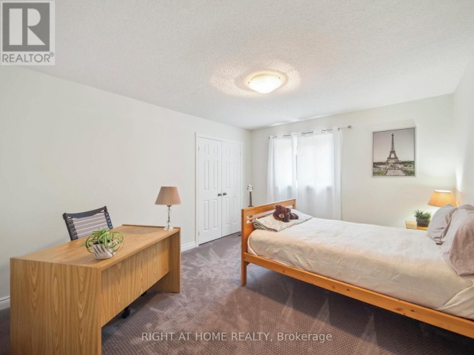 100 CARLYLE CRESCENT, Aurora (Aurora Highlands), Ontario, L4G6P7