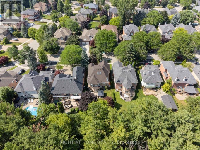 100 CARLYLE CRESCENT, Aurora (Aurora Highlands), Ontario, L4G6P7