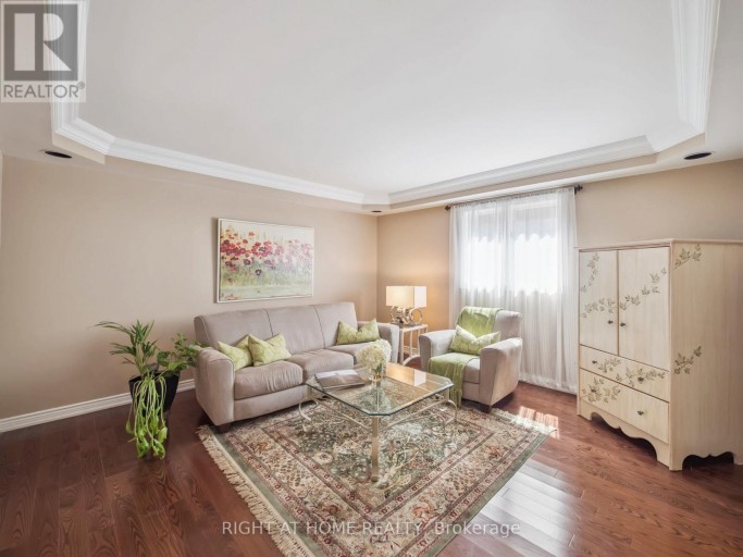 100 CARLYLE CRESCENT, Aurora (Aurora Highlands), Ontario, L4G6P7