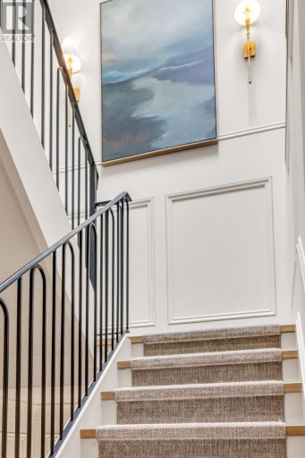 343 DOUGLAS AVENUE, Oakville (OO Old Oakville), Ontario, L6J3S7