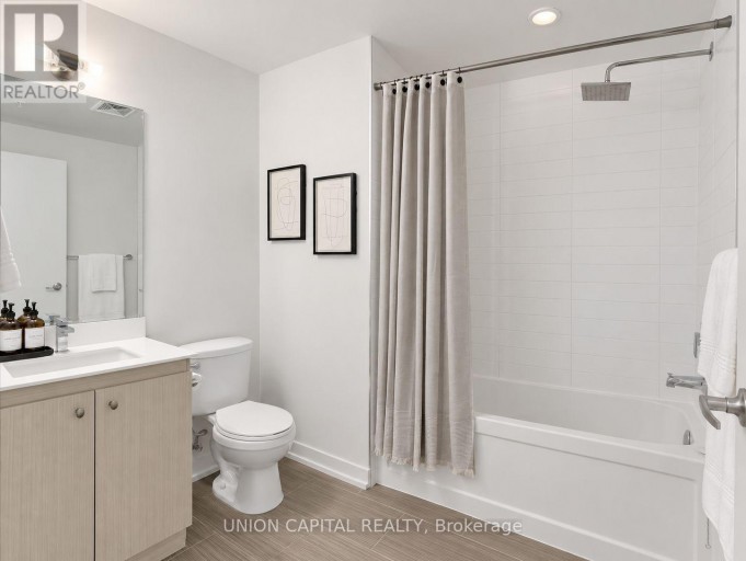 202 - 10 WILLISON SQUARE, Toronto (Kensington-Chinatown), Ontario, M5T0A8