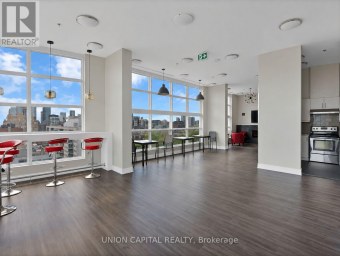 202 - 10 WILLISON SQUARE Toronto (Kensington-Chinatown) Ontario photo 22