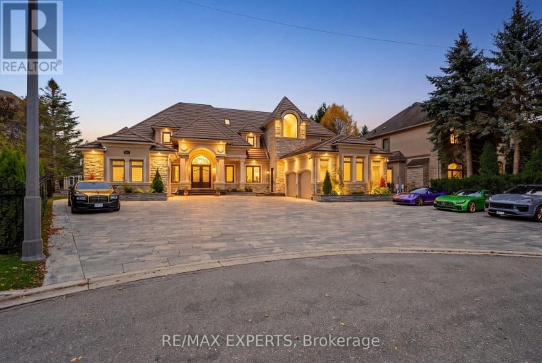 33 HIGHLAND CREEK COURT, Vaughan (Kleinburg), Ontario, L0J1C0