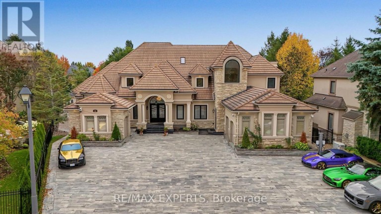 33 HIGHLAND CREEK COURT, Vaughan (Kleinburg), Ontario, L0J1C0