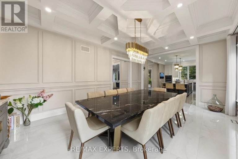 33 HIGHLAND CREEK COURT, Vaughan (Kleinburg), Ontario, L0J1C0