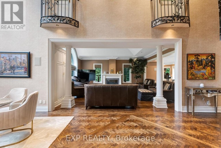 65 OFFORD CRESCENT, Aurora (Bayview Southeast), Ontario, L4G0K5
