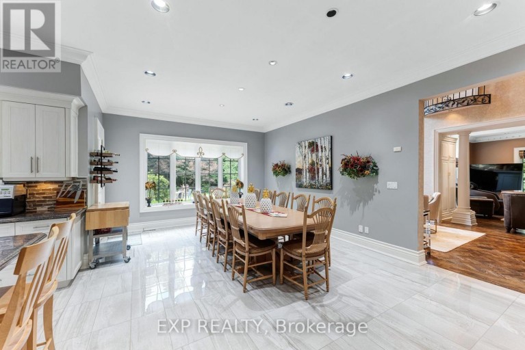 65 OFFORD CRESCENT, Aurora (Bayview Southeast), Ontario, L4G0K5