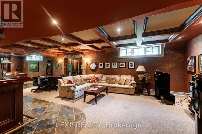 65 OFFORD CRESCENT, Aurora (Bayview Southeast), Ontario, L4G0K5
