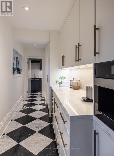 1 BRYCE AVENUE, Toronto (Yonge-St. Clair), Ontario, M4V2B3