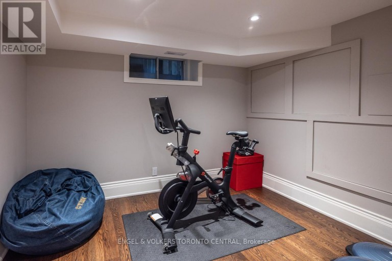 1 BRYCE AVENUE, Toronto (Yonge-St. Clair), Ontario, M4V2B3