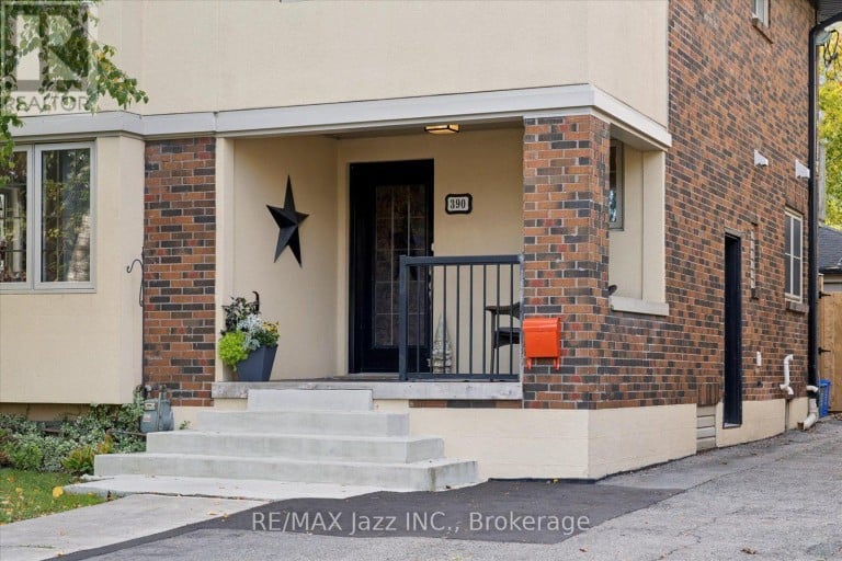390 MARY STREET N, Oshawa (O'Neill), Ontario, L1G5E1