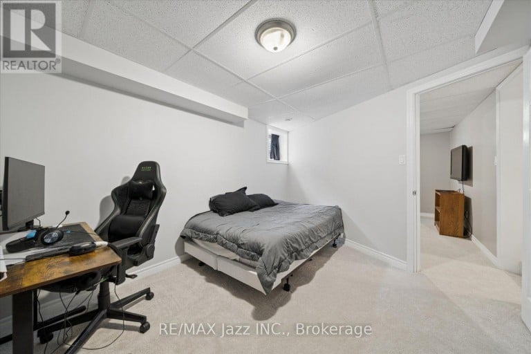 390 MARY STREET N, Oshawa (O'Neill), Ontario, L1G5E1