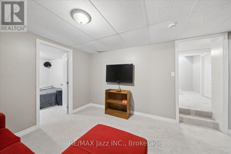 390 MARY STREET N, Oshawa (O'Neill), Ontario, L1G5E1