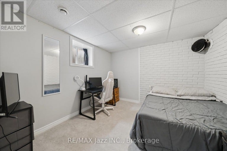 390 MARY STREET N, Oshawa (O'Neill), Ontario, L1G5E1
