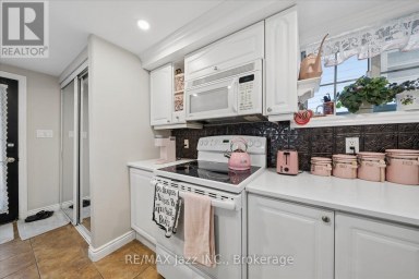 390 MARY STREET N Oshawa (O'Neill) Ontario photo 32