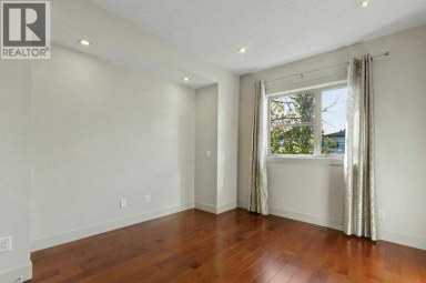 925 41 Street SW Calgary Alberta photo 22