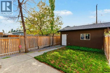 925 41 Street SW Calgary Alberta photo 31
