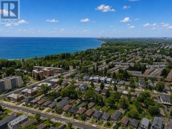 19A BROADVIEW AVENUE Mississauga (Port Credit) Ontario photo 18