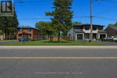 19A BROADVIEW AVENUE Mississauga (Port Credit) Ontario photo 5