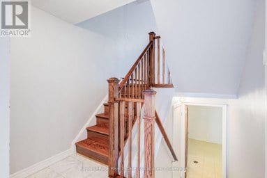 11 - 11 MCCALLUM COURT Brampton (Queen Street Corridor) Ontario photo 11
