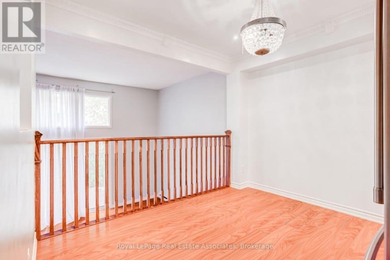 11 - 11 MCCALLUM COURT, Brampton (Queen Street Corridor), Ontario, L6W3M4
