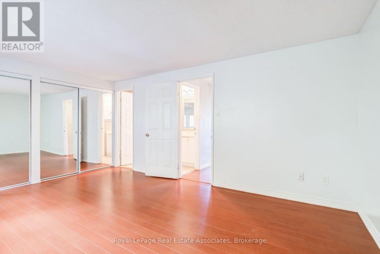 11 - 11 MCCALLUM COURT, Brampton (Queen Street Corridor), Ontario, L6W3M4