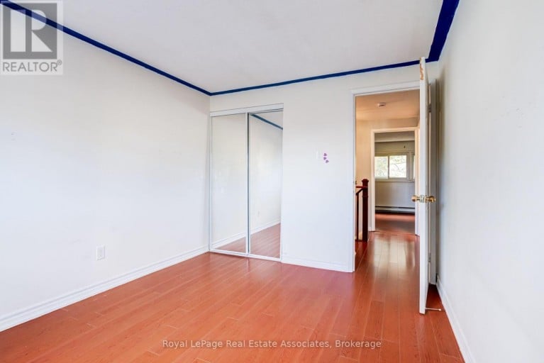 11 - 11 MCCALLUM COURT, Brampton (Queen Street Corridor), Ontario, L6W3M4