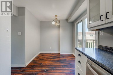 16 - 320 WESTMINISTER AVENUE London South (South H) Ontario photo 14