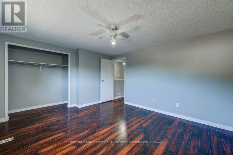 16 - 320 WESTMINISTER AVENUE, London South (South H), Ontario, N6C5H5