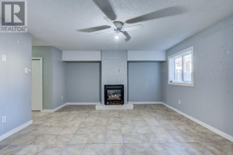 16 - 320 WESTMINISTER AVENUE, London South (South H), Ontario, N6C5H5