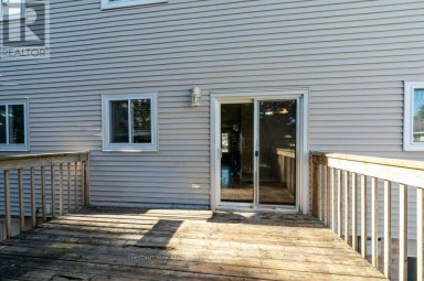 16 - 320 WESTMINISTER AVENUE London South (South H) Ontario photo 33