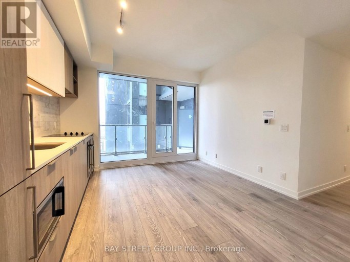 1222 - 2020 BATHURST STREET, Toronto (Humewood-Cedarvale), Ontario, M5P0A6