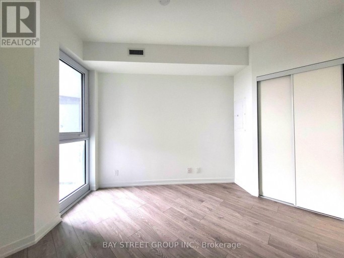 1222 - 2020 BATHURST STREET, Toronto (Humewood-Cedarvale), Ontario, M5P0A6