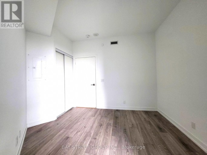 1222 - 2020 BATHURST STREET, Toronto (Humewood-Cedarvale), Ontario, M5P0A6