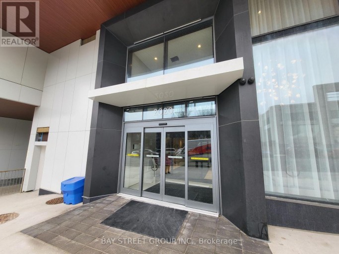 1222 - 2020 BATHURST STREET, Toronto (Humewood-Cedarvale), Ontario, M5P0A6