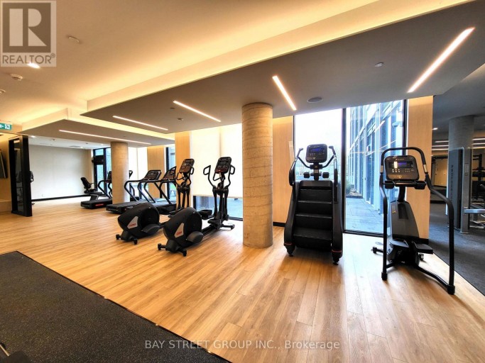 1222 - 2020 BATHURST STREET, Toronto (Humewood-Cedarvale), Ontario, M5P0A6