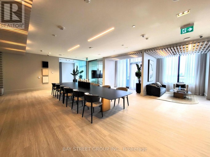 1222 - 2020 BATHURST STREET, Toronto (Humewood-Cedarvale), Ontario, M5P0A6
