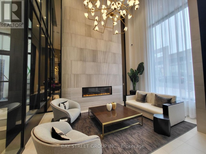 1222 - 2020 BATHURST STREET, Toronto (Humewood-Cedarvale), Ontario, M5P0A6