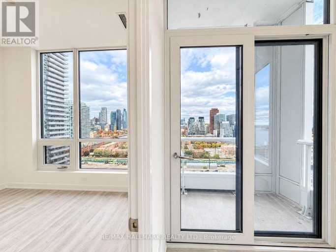 2005 - 15 RICHARDSON STREET, Toronto (Waterfront Communities), Ontario, M5A0Y5