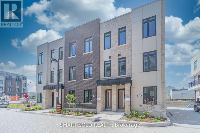 29 SPRUCE PINES CRESCENT, Toronto (Victoria Village), Ontario, M4A1Y7