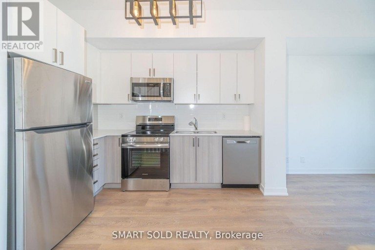29 SPRUCE PINES CRESCENT, Toronto (Victoria Village), Ontario, M4A1Y7