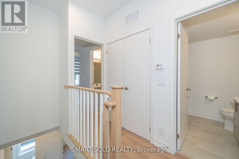 29 SPRUCE PINES CRESCENT, Toronto (Victoria Village), Ontario, M4A1Y7