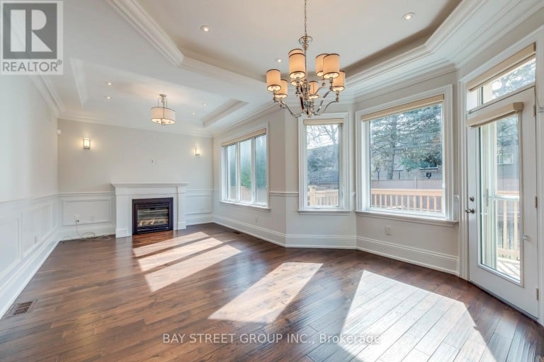 39 FOXWARREN DRIVE, Toronto (Bayview Village), Ontario, M2K1L1