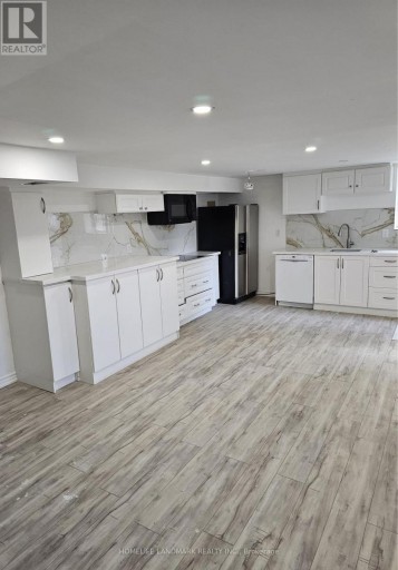 165 ELLWOOD DRIVE W, Caledon (Bolton West), Ontario, L7E4W5