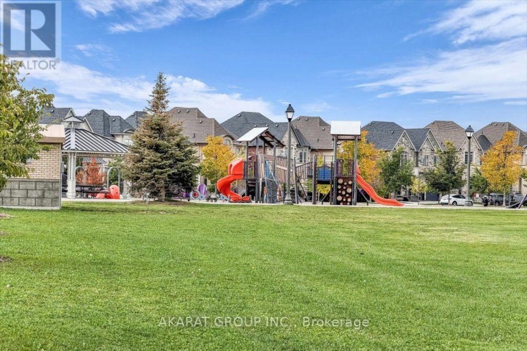 625 - 128 GROVEWOOD COMMON, Oakville (GO Glenorchy), Ontario, L6H0X3