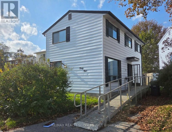 49 HUNTINGWOOD CRESCENT, Brampton (Central Park), Ontario, L6S1S5