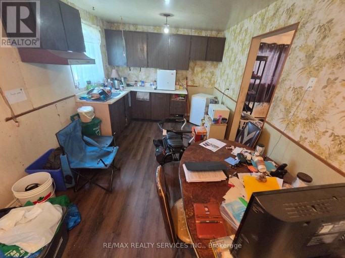49 HUNTINGWOOD CRESCENT, Brampton (Central Park), Ontario, L6S1S5