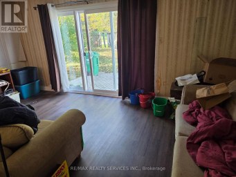 49 HUNTINGWOOD CRESCENT Brampton (Central Park) Ontario photo 6