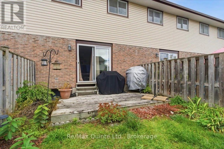 17 - 17 TIFFANY PLACE, Quinte West (Trenton Ward), Ontario, K8V6A3