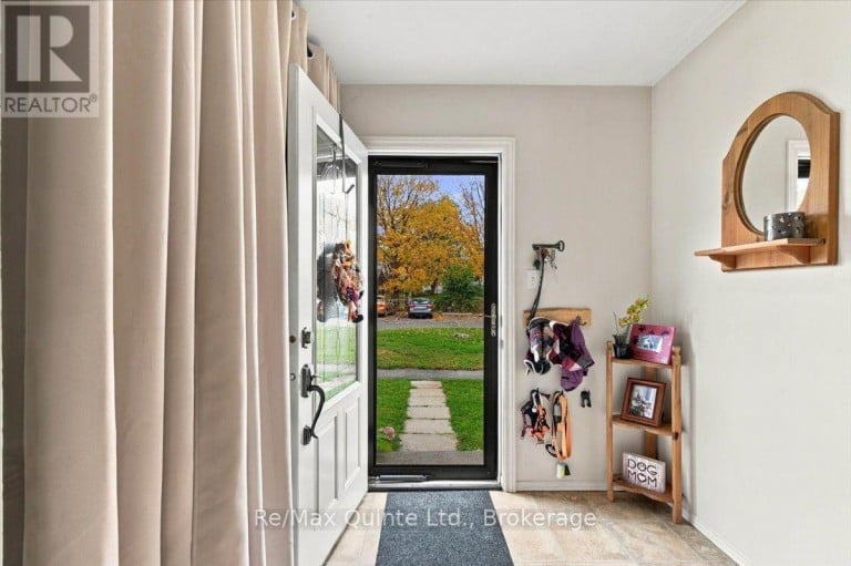 17 - 17 TIFFANY PLACE, Quinte West (Trenton Ward), Ontario, K8V6A3
